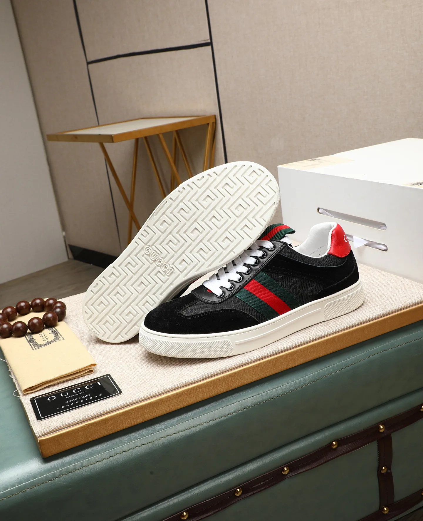 Men's men's shoes 💰440 GUCCI🔍🔍The latest model is on sale at the same time at the counter. Original calfskin imported from Italy, genuine leather lining, (high-end, noble, and classy) with exquisite workmanship. Sole: Original sole provided by the original factory, ⚠Exclusive double-layer movable molded sole super comfortable⚠, real shot 🎬The real thing is better🔍🔍"High quality·Follow the order" Code number 38-44